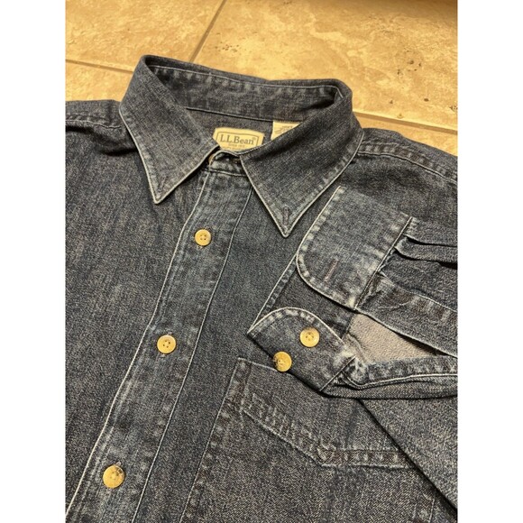 Vintage LL Bean Shirt Mens L Blue Denim Dark Wash Button Down Outdoor Barn 90s - Picture 1 of 5